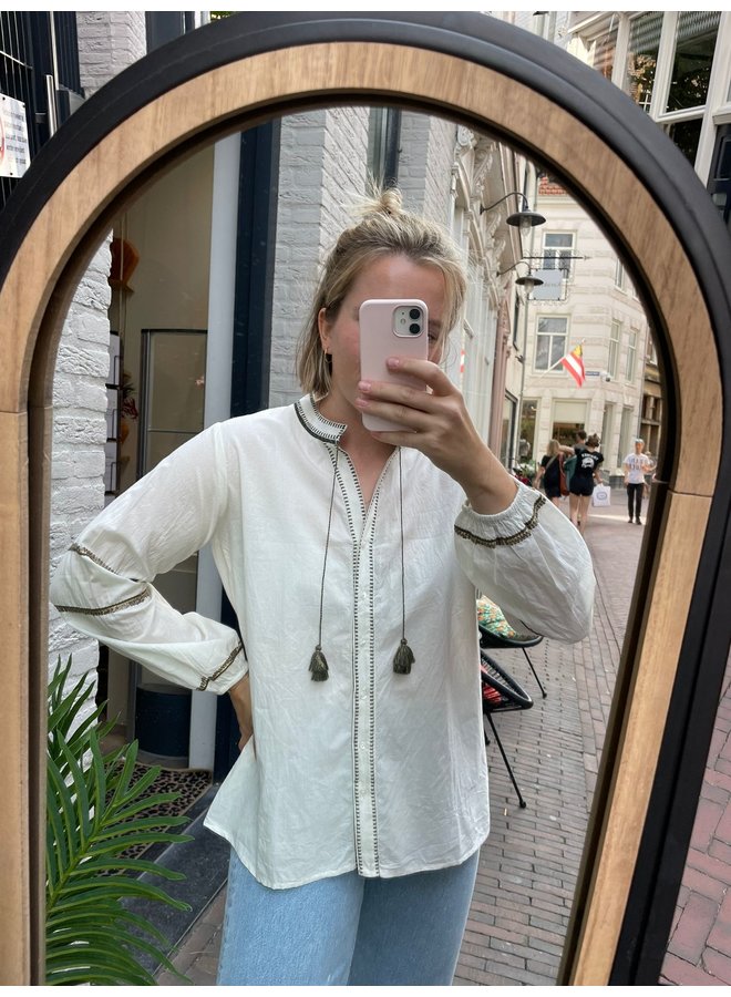 Maison Hotel Blanche Blouse Panna