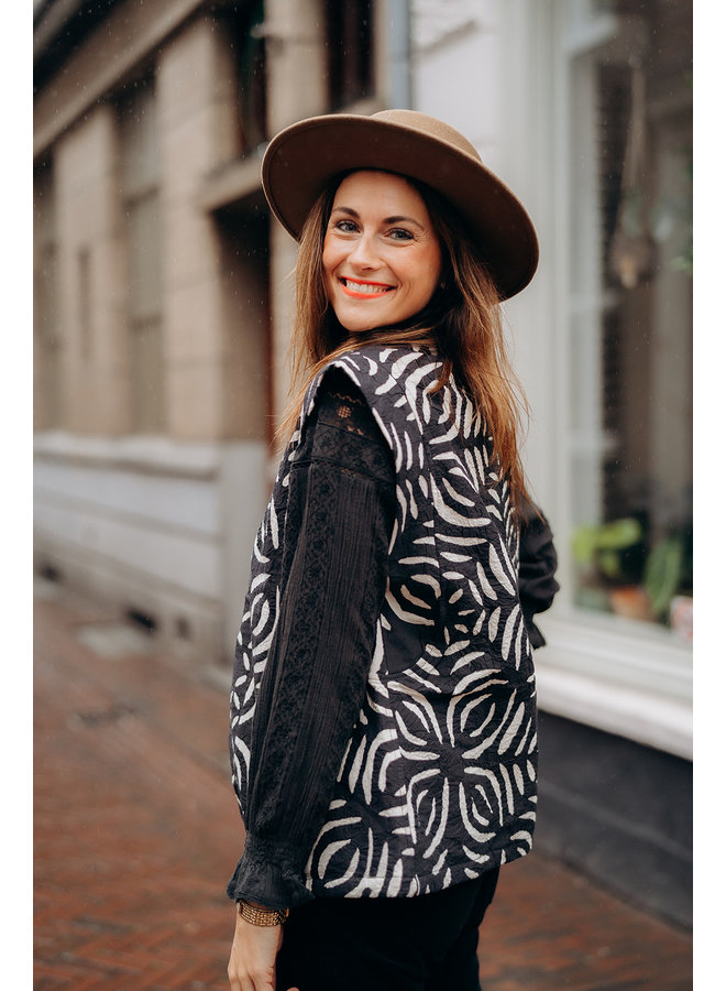 Sissel Edelbo Elsa Blanket Vest