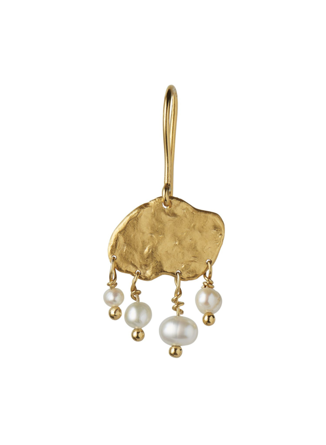 Stine A Big Gold Splash Earring - Elegant Pearls