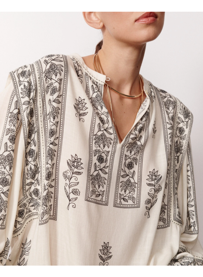 Stella Forest Dorina Loose Embroidered Tunic Ecru