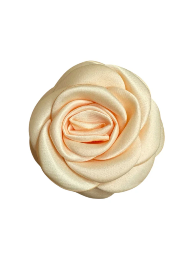 Pico Small Satin Rose Claw Butter Yellow