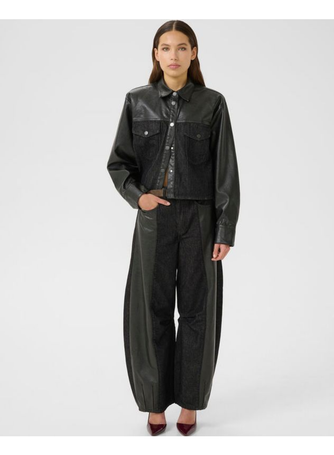 Gestuz Junia HW Bareel Jeans Black