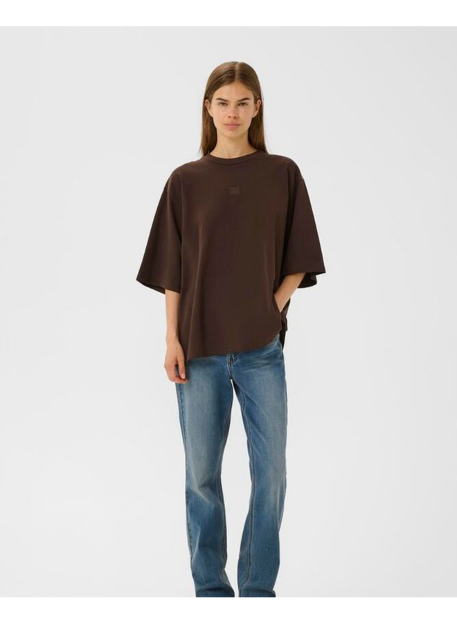 Gestuz Dami Tee Molé