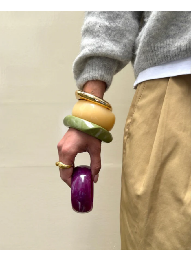 Bonnie Studios Resin Bracelet Gold