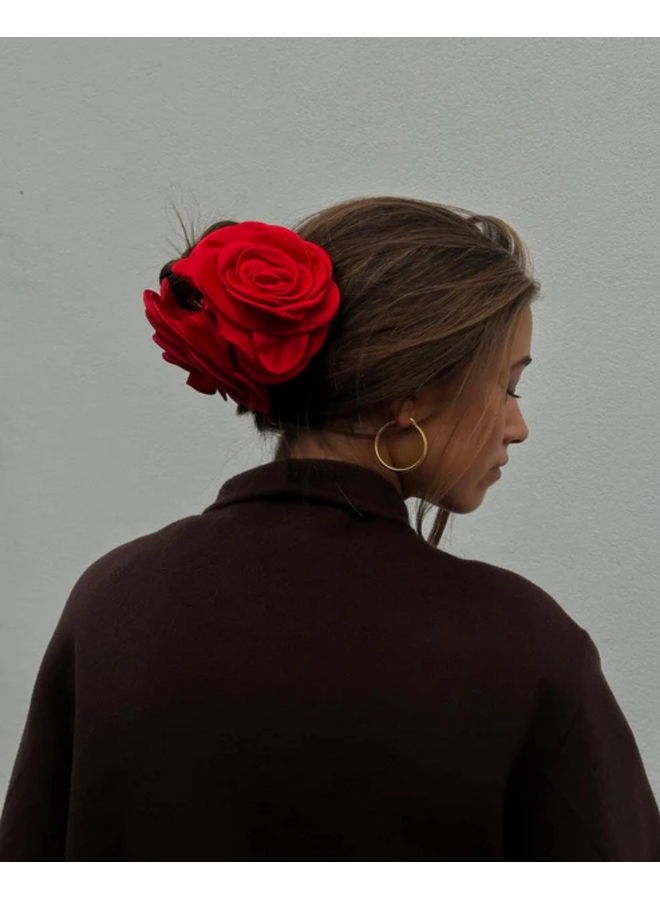 Pico Giant Satin Rose Claw Wine