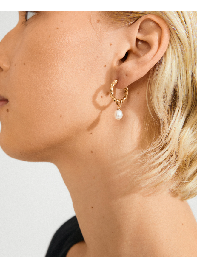 Pilgrim SHIFT pearl earrings gold-plated