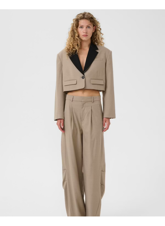 Gestuz Nella Short Blazer Olive Sand Melange