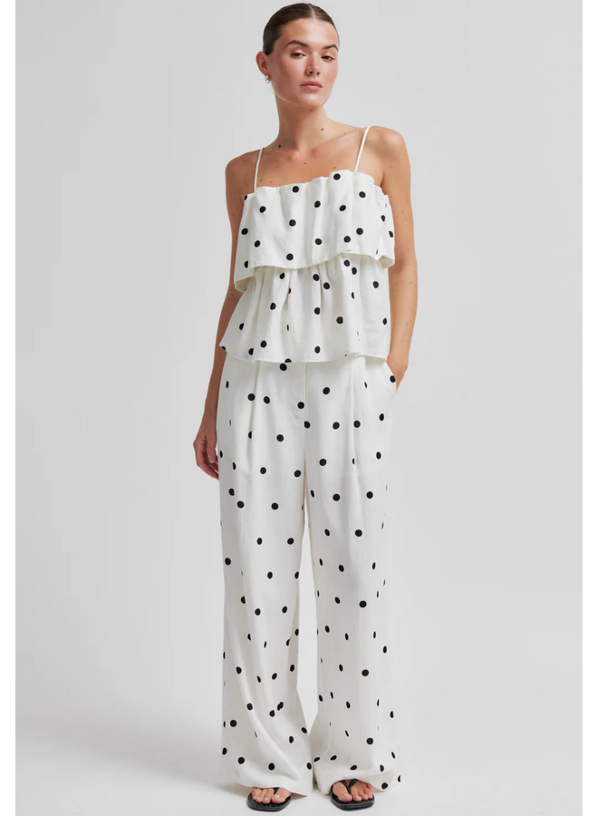 Second Female Sally Top White Alyssum