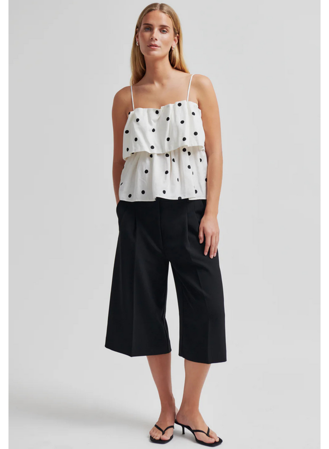 Second Female Sally Top White Alyssum