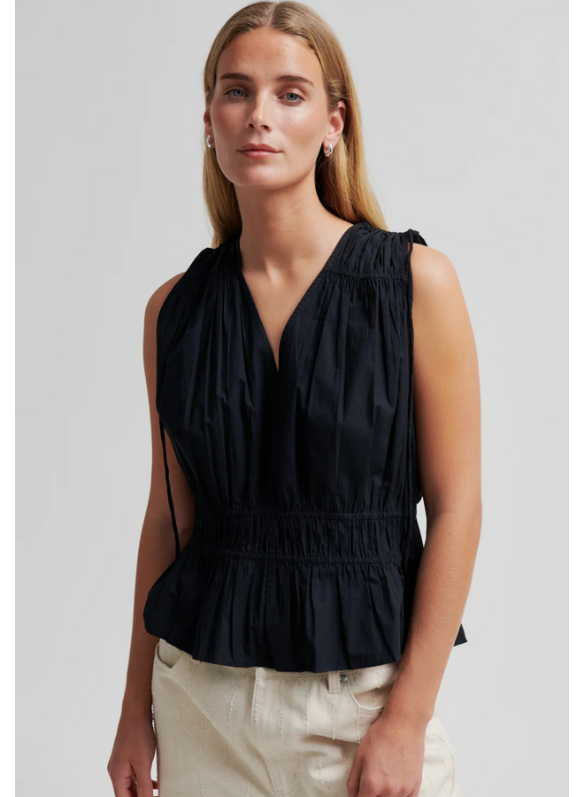 Second Female Carpi Top Black