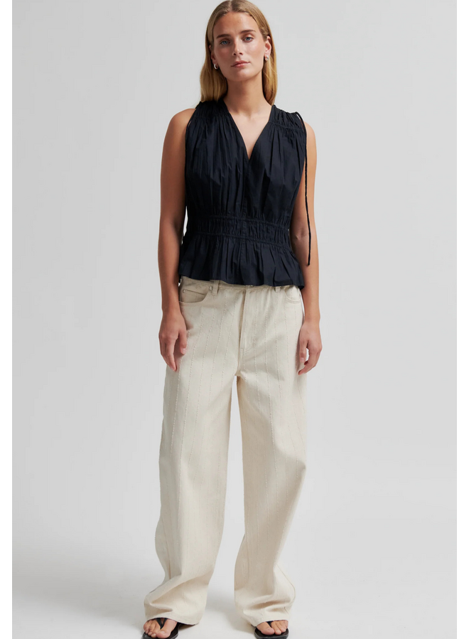 Second Female Carpi Top Black