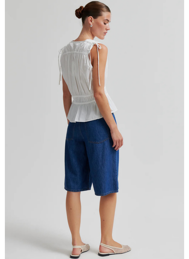 Second Female Carpi Top White