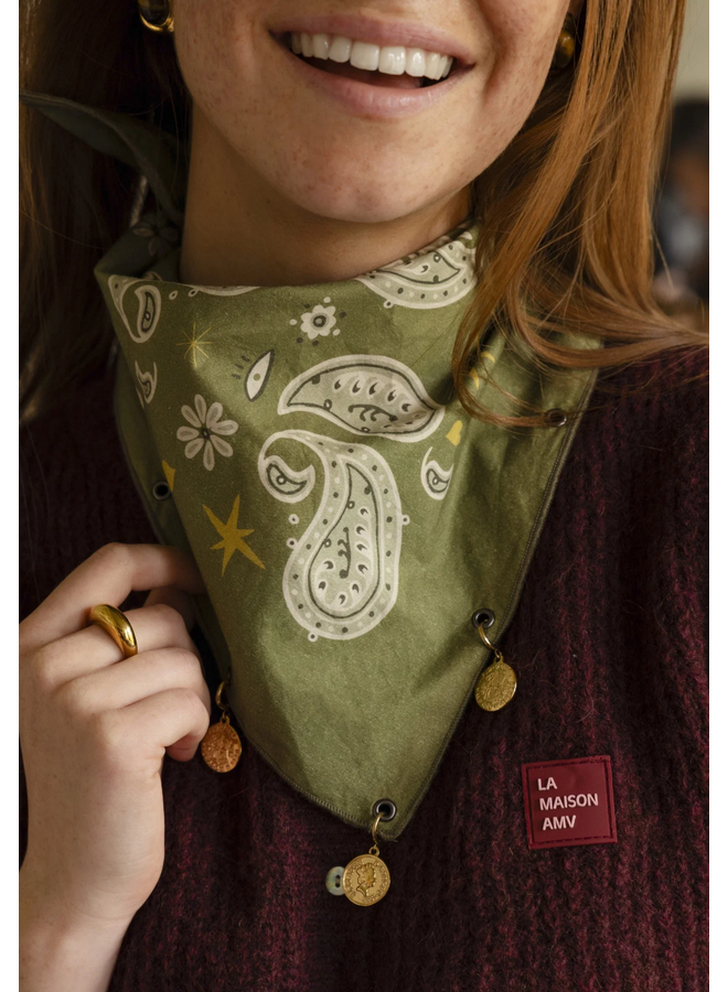 Bonnie Studios Pendant Scarf Olive Green