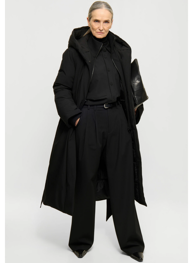 Elvine Pailin Black
