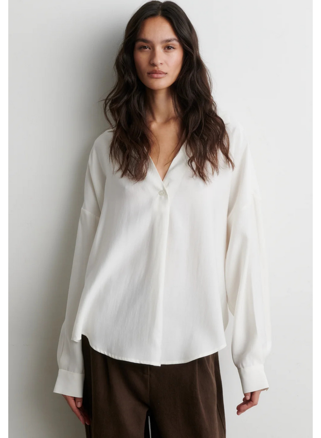 Second Female Timeline Blouse Egret