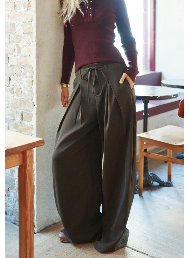 Neo Noir Eddina Woven Pants Dark Brown