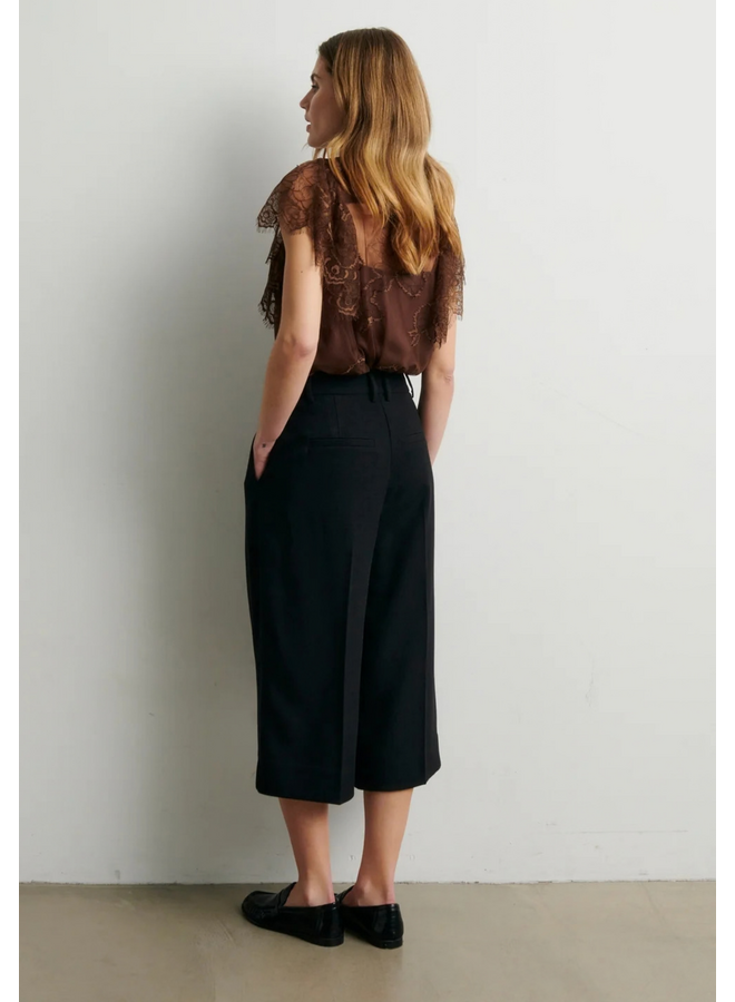 Second Female Wila Lace Blouse Carafe