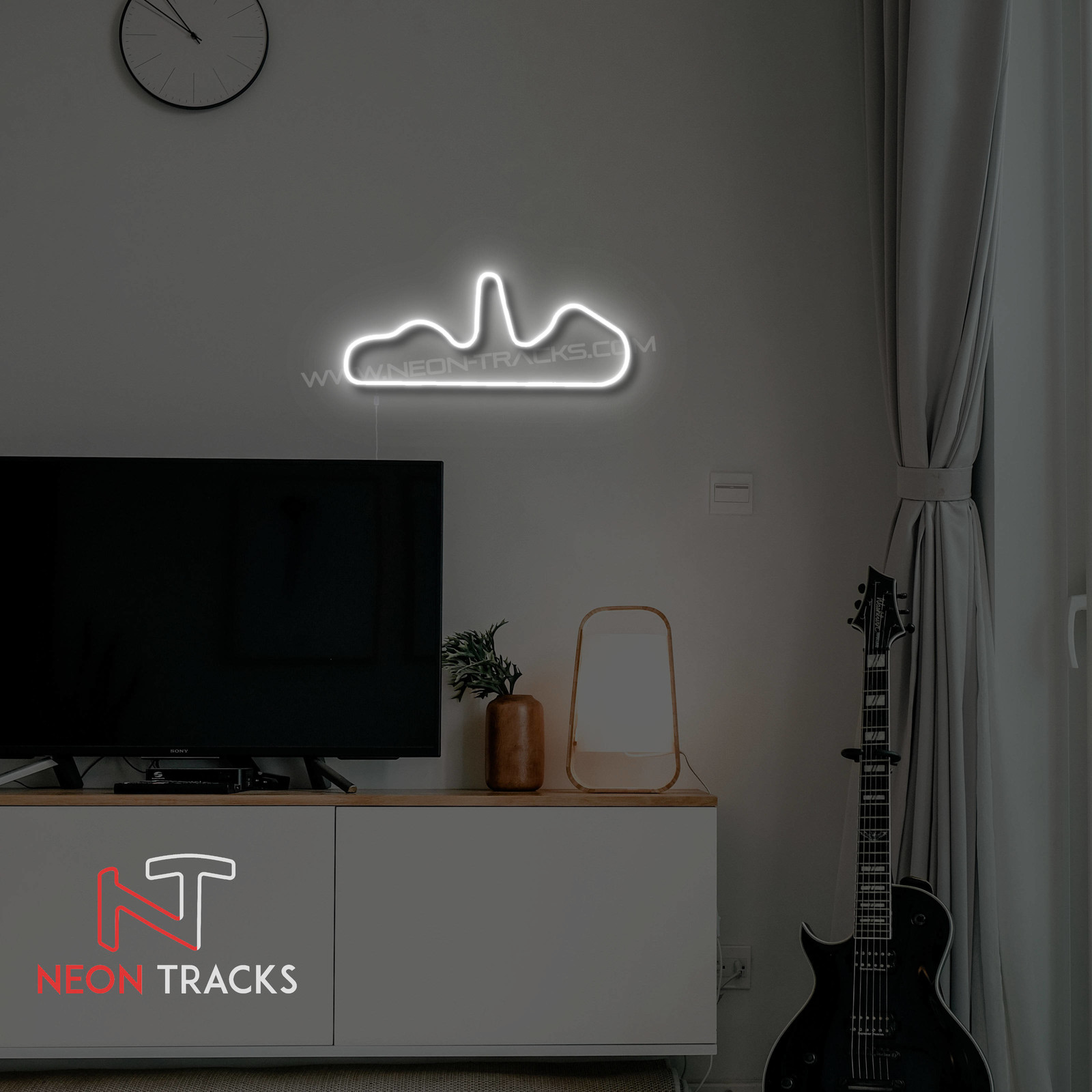 Neon Tracks Dijon-Prenois - Frankrijk