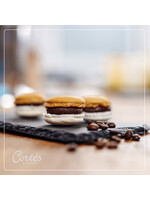 Konditorei Café Cortés Macaron - Cappuccino