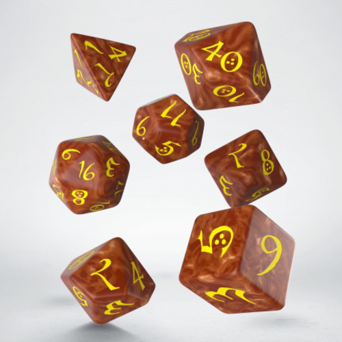 Q-Workshop Classic RPG Caramel & yellow Dice Set (7) Q-Workshop Classic RPG Caramel & yellow Dice Set (7)