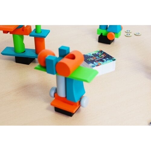 - Junk Art Revolution - Junk Art Revolution