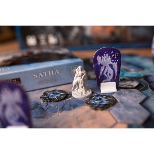 Cephalofair Games Gloomhaven - Mercenary Pack: Satha, Mayor of Frosthaven