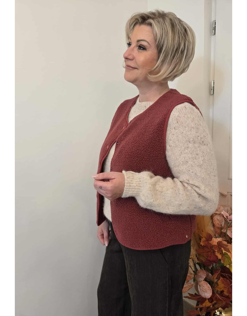 C'est Beau la Vie! 66CB2GI804-GILET-BORDEAUX