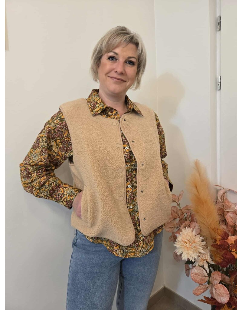 C'est Beau la Vie! 66CB2GI804-GILET-BEIGE