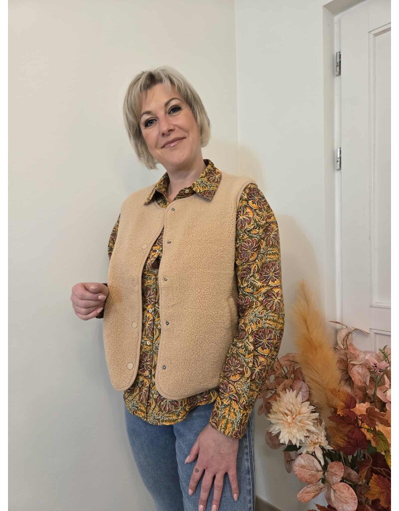 C'est Beau la Vie! 66CB2GI804-GILET-BEIGE