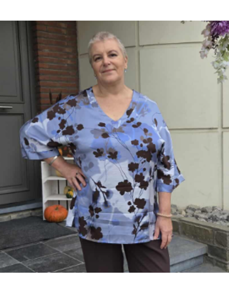 AMAGIA GIADA-BLOUSE-LICHT BLAUW