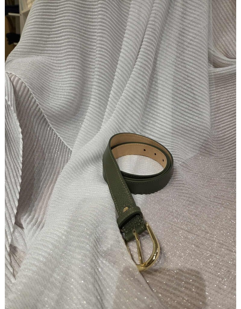 NESHIKA RIEM KAKI LEER