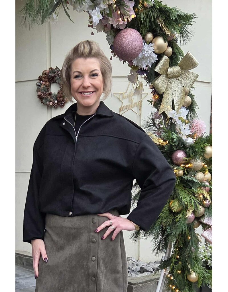 Terra di Sienna JAS-ZWART-SUEDE