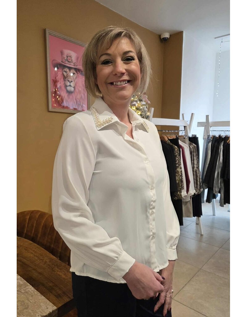 L&A WIT HEMD MET PAREL