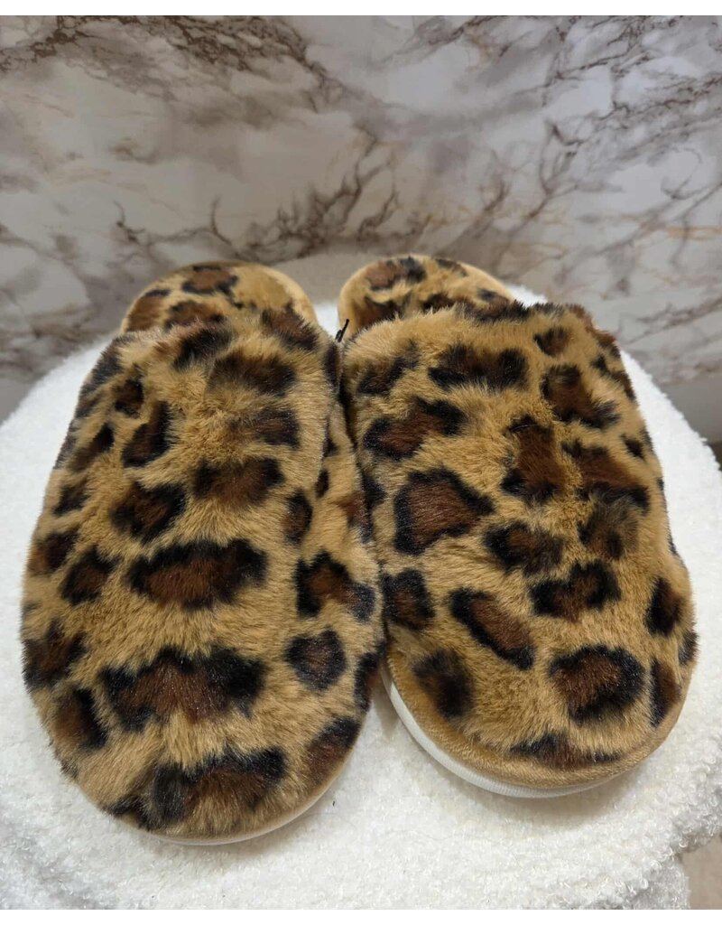 BLACK COLOUR SLIPPERS NATURAL LEO