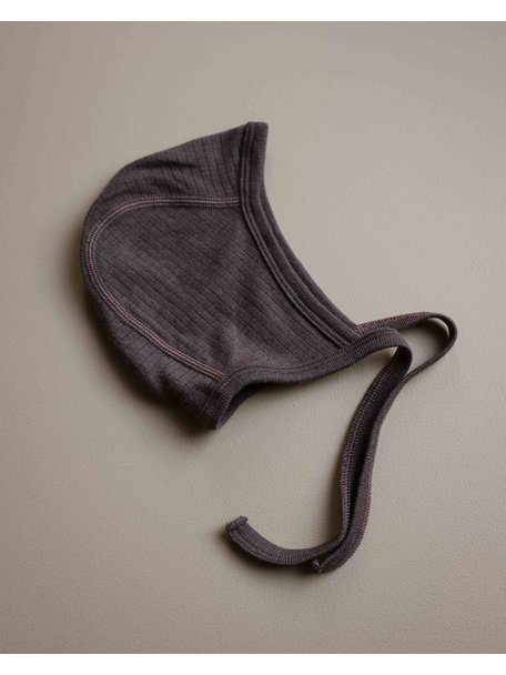 Unaduna Baby bonnet - deep taupe