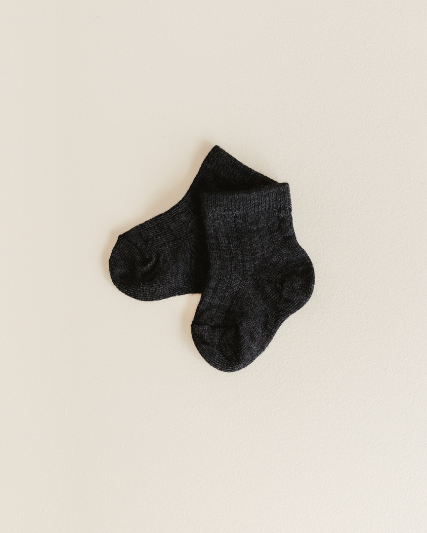 Woolen rib baby socks ebony