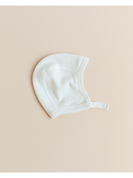 Unaduna Bonnet with press stud tiny rib wool - light mazarin