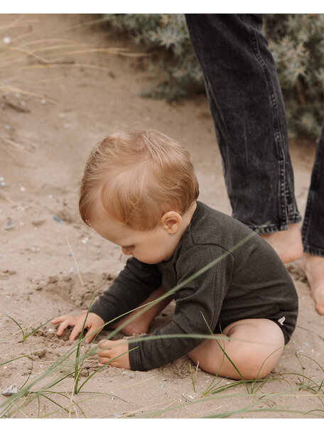 Unaduna Body longsleeves rib wool/silk - wakame