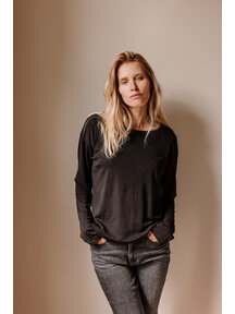 Unaduna Relaxed-fit longsleeve Mari pointelle wool/silk - ebony