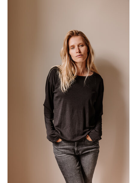 Unaduna Relaxed-fit longsleeve Mari pointelle wool/silk - ebony