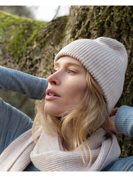 Unaduna Merino wool beanie - maca