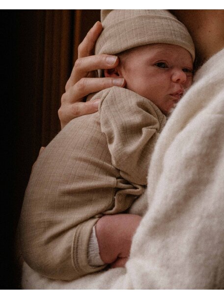 Unaduna Baby hat rib wool/silk - maca