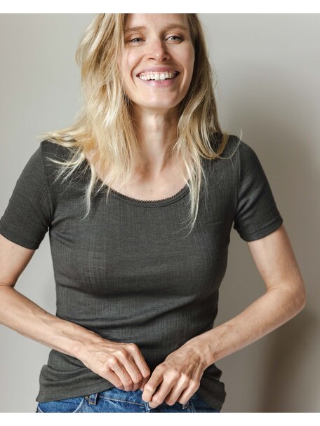 Unaduna Women's shirt short sleeves rib wool/silk - wakame