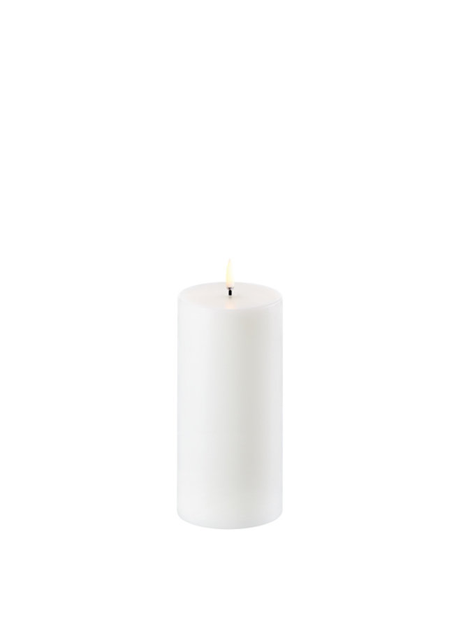LED pillar candle, Nordic white, Smooth, 7,8x15