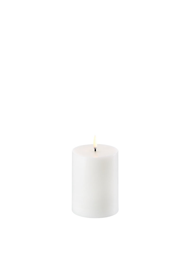 LED pillar candle, Nordic white, Smooth, 7,8x10