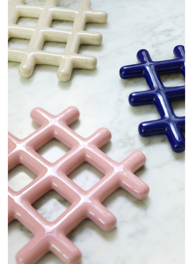 Trivet Grid Speckle Klevering