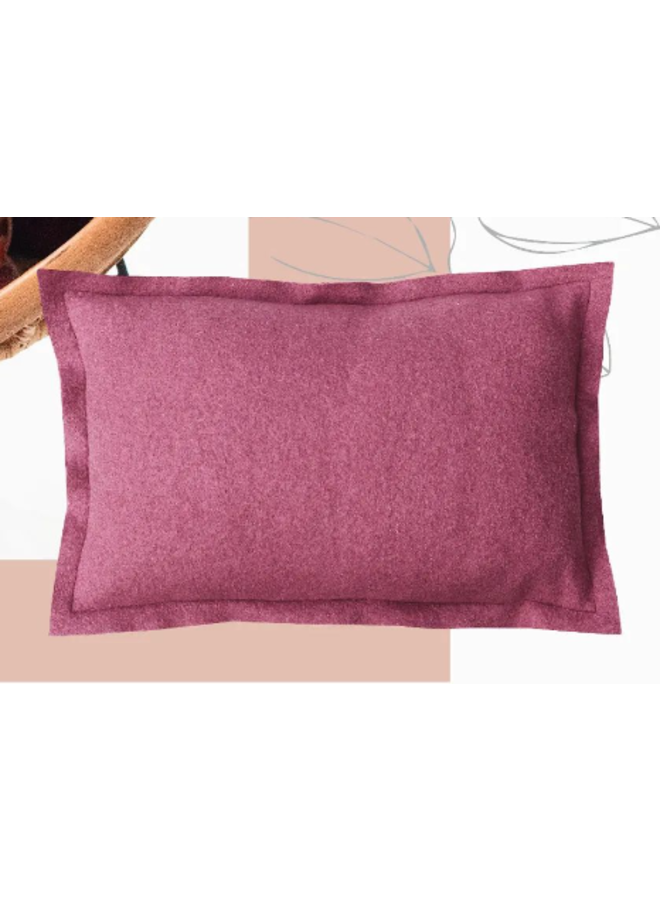 Kussen boiled wool cerise 40x56cm