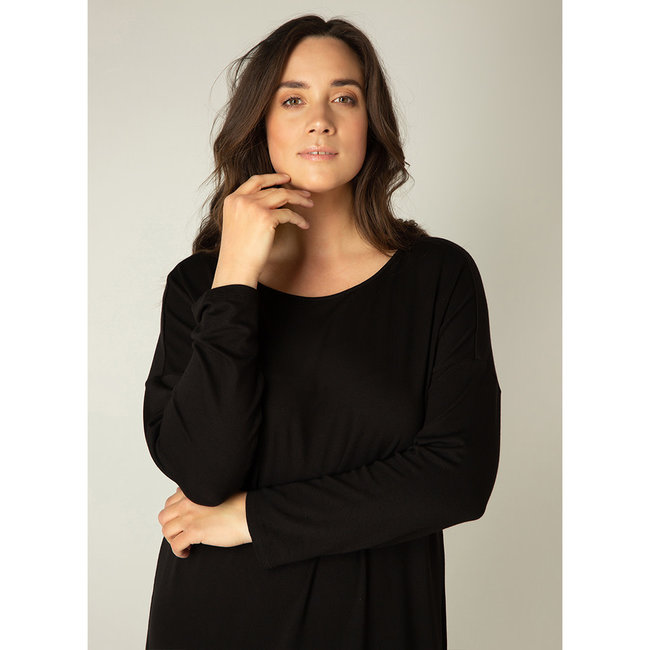 Shirt Base Level Curvy Zwart Adele 7000022