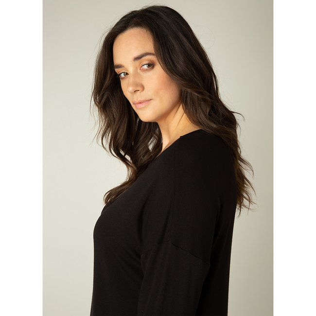 Shirt Base Level Curvy Zwart Adele 7000022