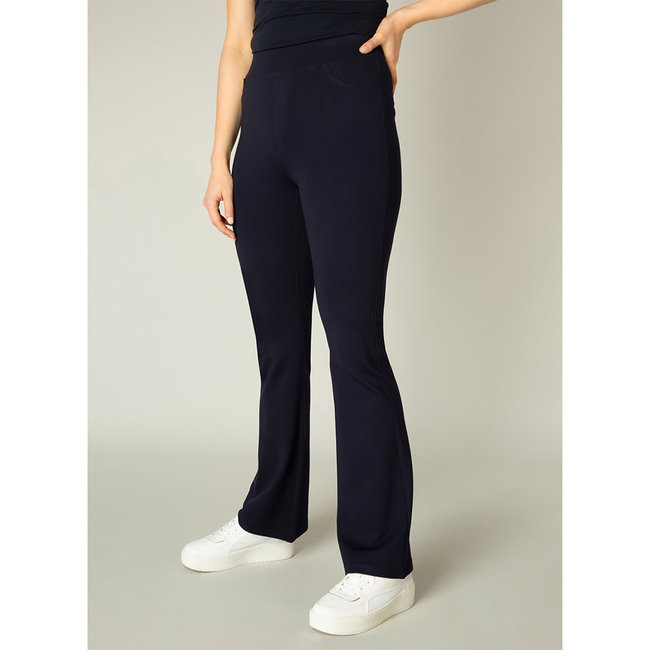 Tregging Base Level D.blauw Yallie 6000011